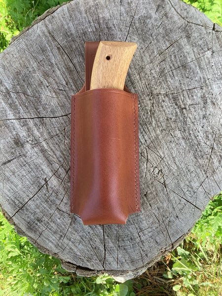 Handmade leather belt pouch for Opinel Saw
