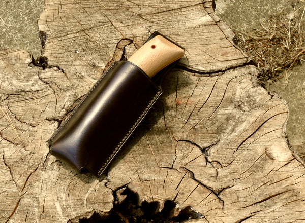 Handmade leather belt pouch for Opinel Saw