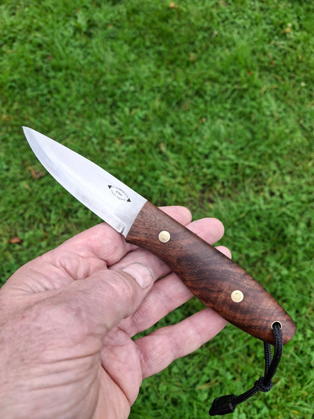 Bison Bushcraft Knife O1 Walnut