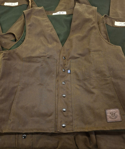 Yukon Vest Waxy Brown Canvas