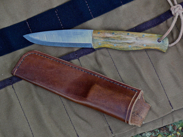 Woodie Knife Heimstringla Damasteel with pouch.