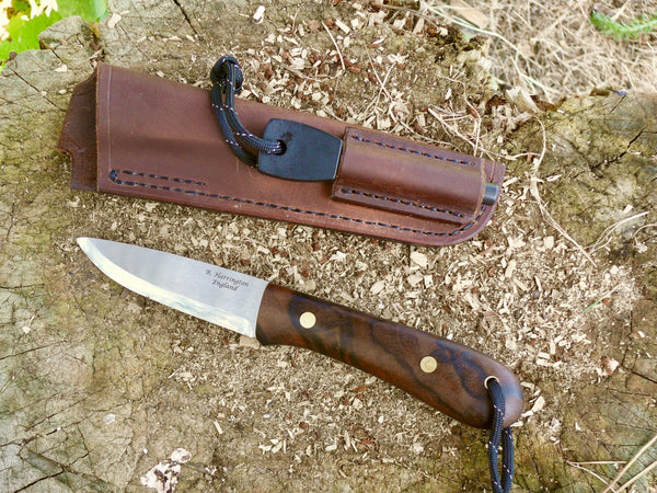 Woodcraft Knife Walnut